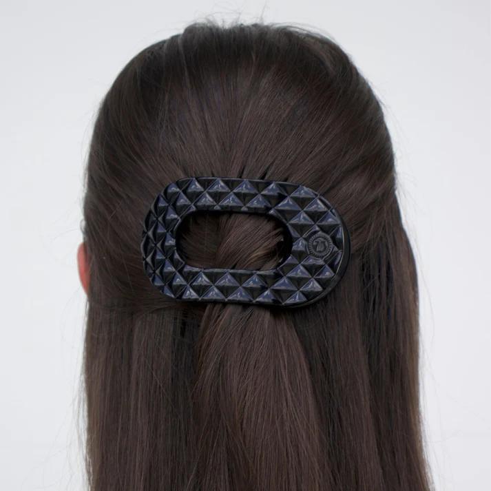 Jet Black Quilted Med. Round Flat