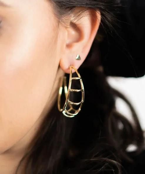 Willow Hoops - Shiny 18K Gold Plated
