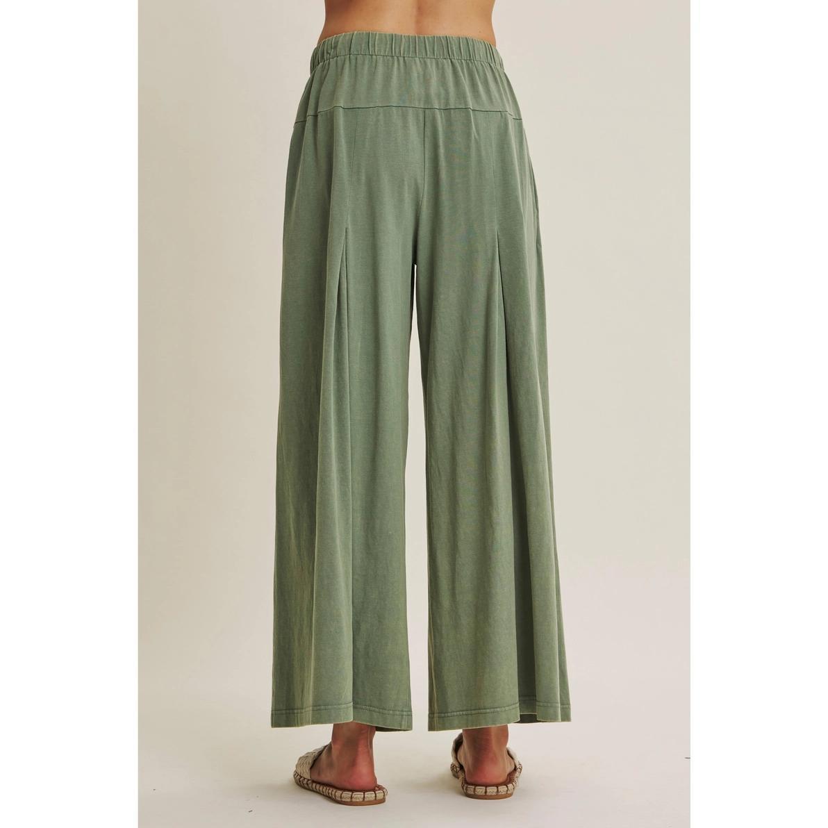 Smoky Emerald Flowy Pleated Pants