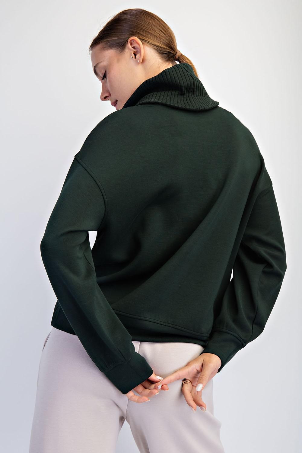 Regency Green Cropped Leg Set