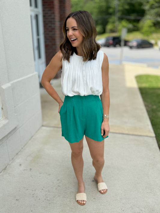 Kelly Green Pintuck Linen Shorts