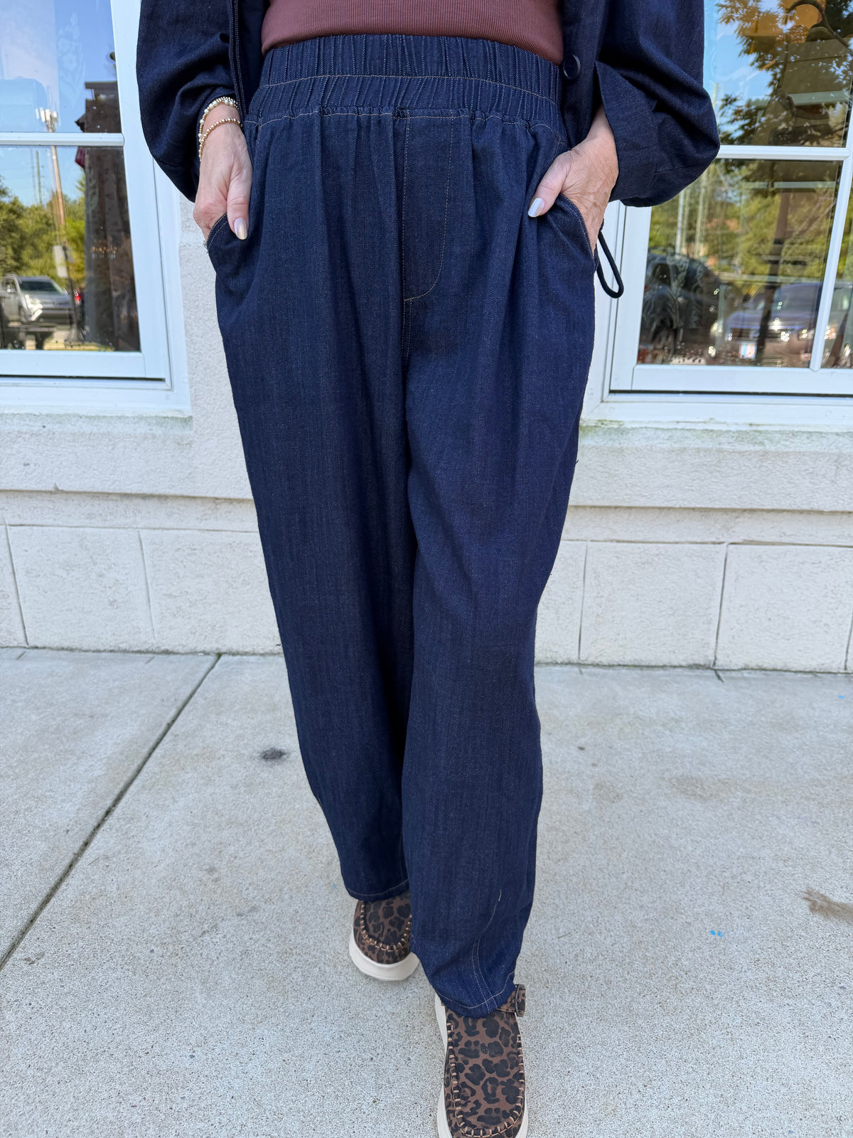 Indigo Pegged Pants