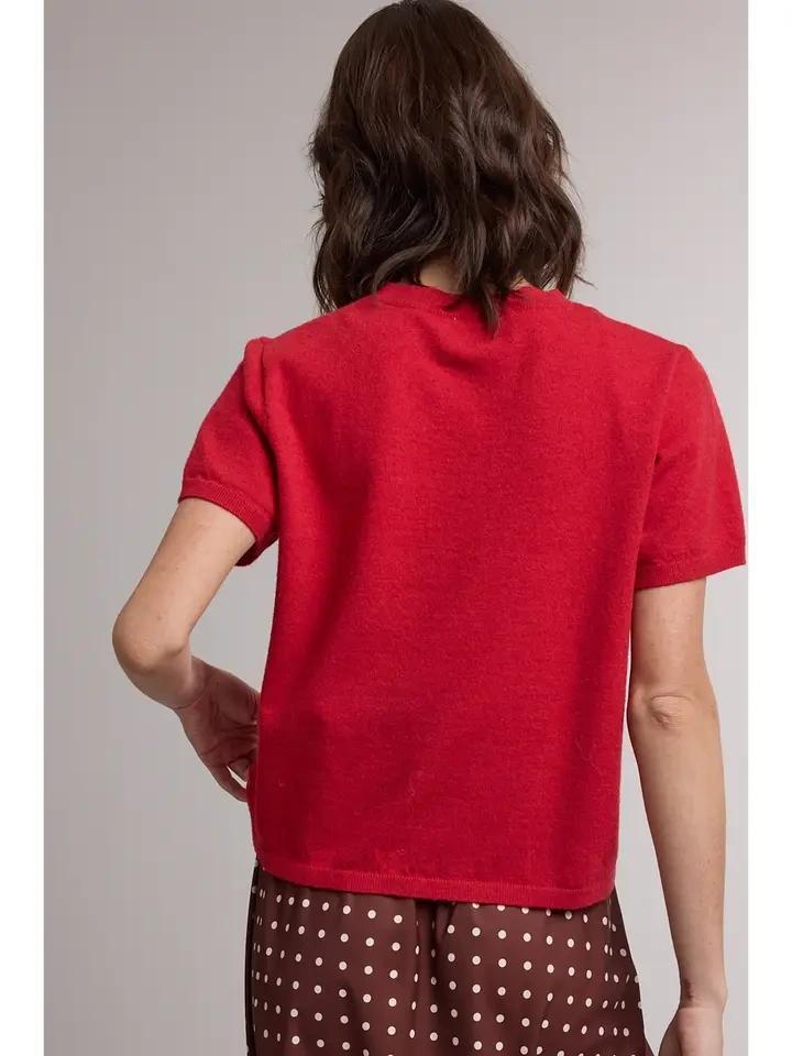 Chili Crew Neck Knit Top