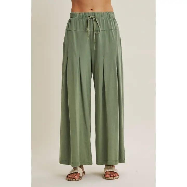 Smoky Emerald Flowy Pleated Pants