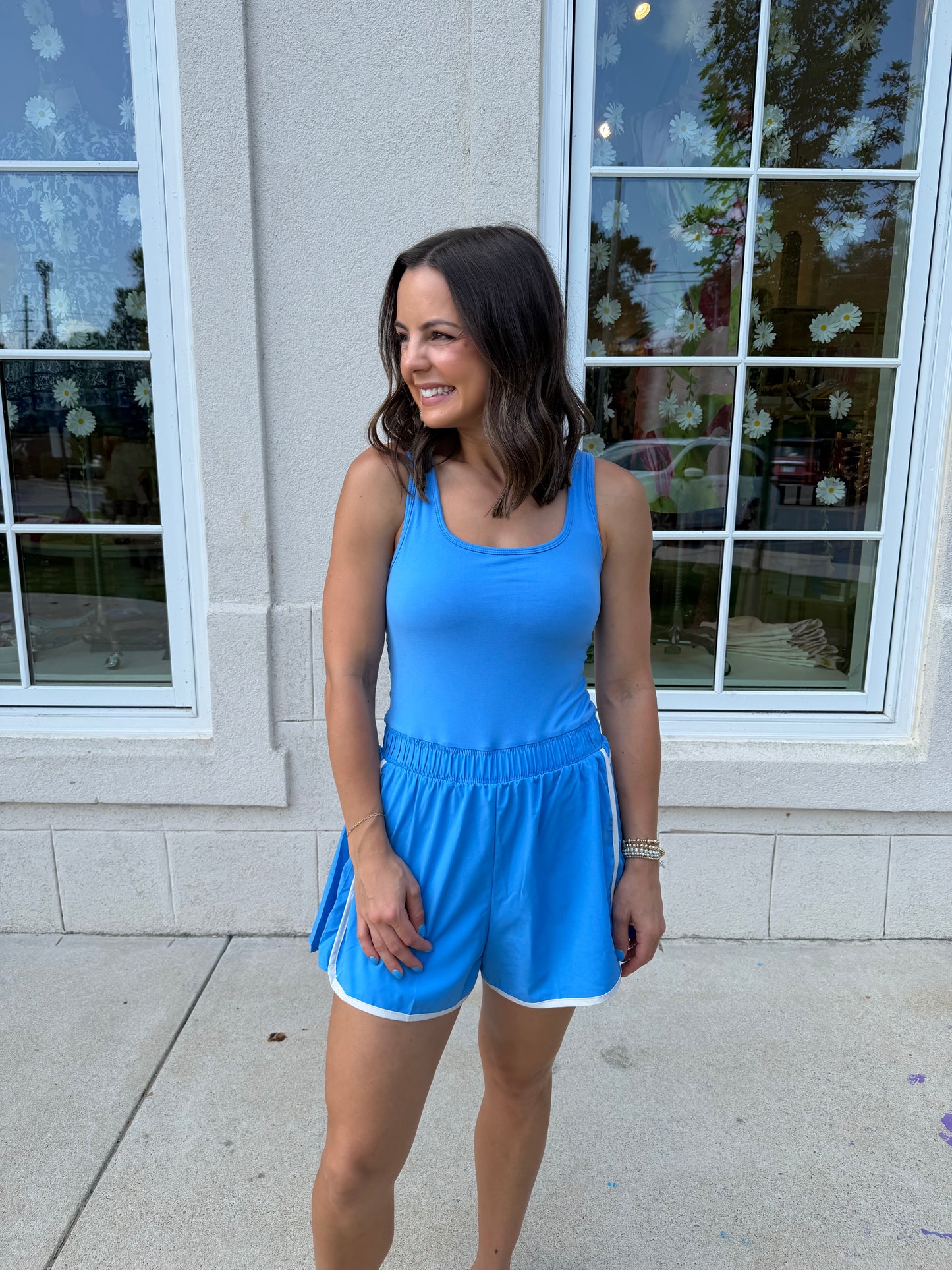 Aqua Splash and White Shortsie