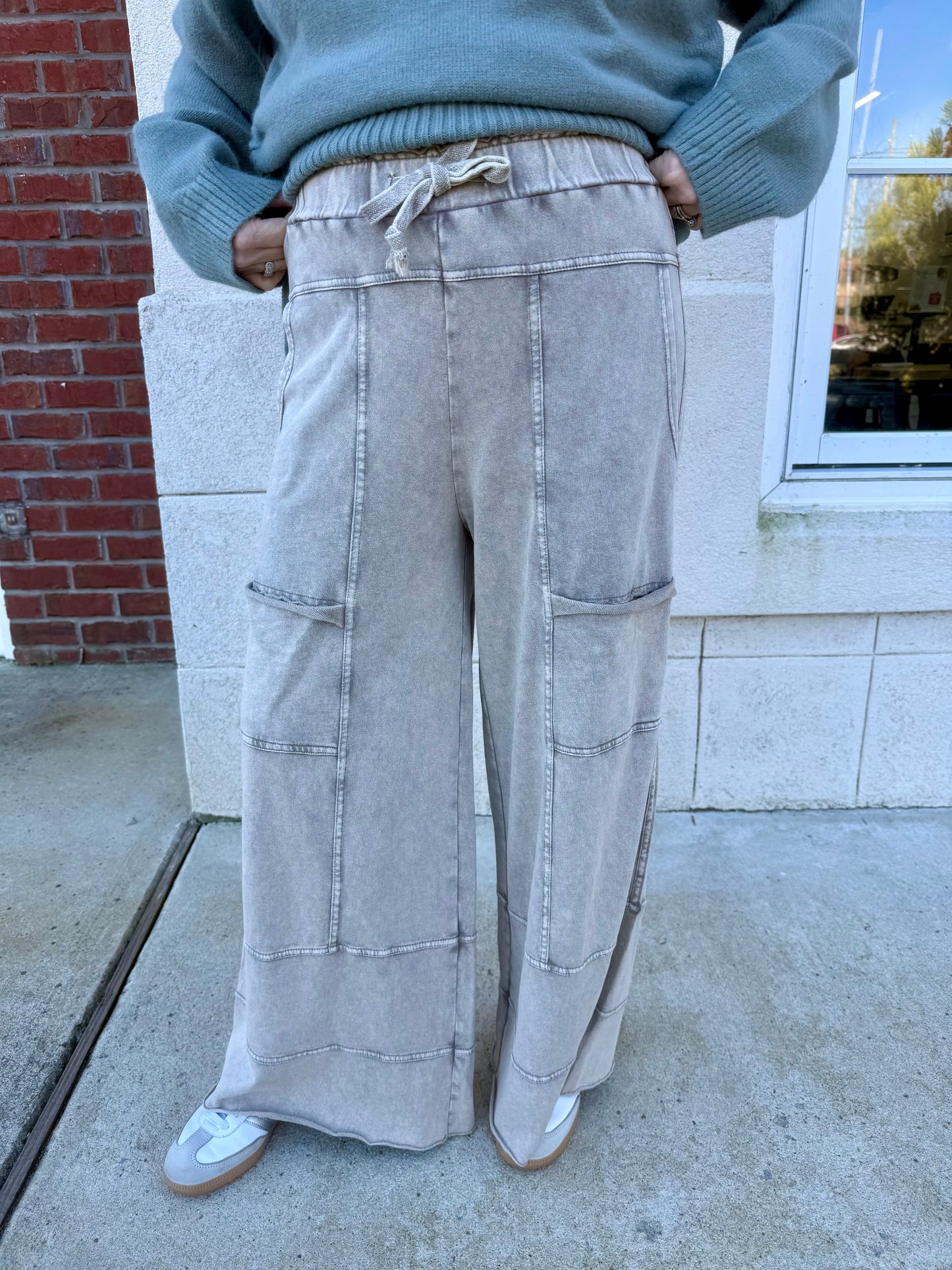 Rolling Stone Mineral Washed Terry pants